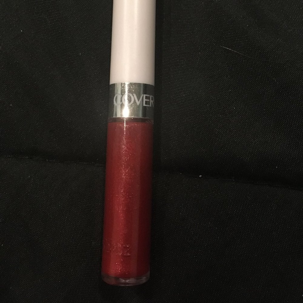 5/$15 Covergirl Outlast Lipstick 521 w/Top Coat